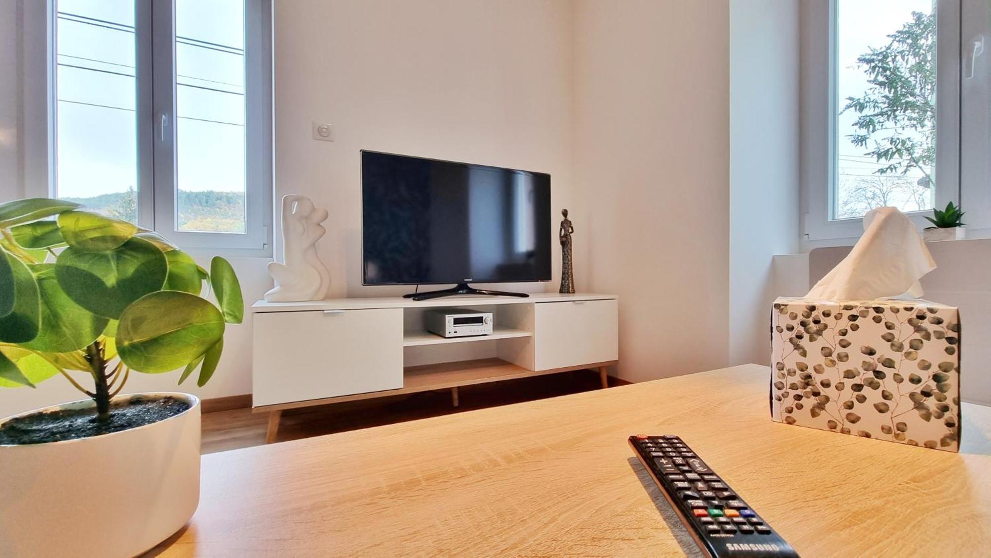 La Buhl Verte - Chic Et Moderne - Calme - Fibre - Relax Bnb 外观 照片